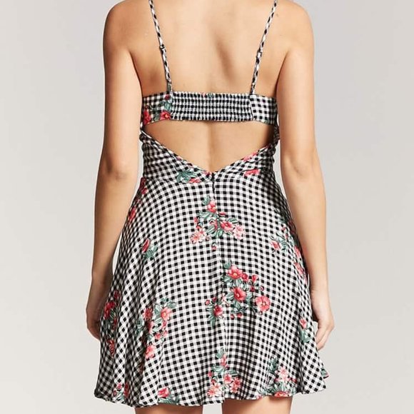 Floral and Checkered Print Skater Dress - Picture 2 of 6